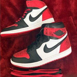 Air Jordan 1 Retro High OG "Ruby"